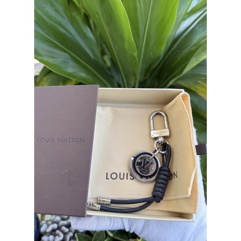 Louis Vuitton Graphite Rope Bag Charm & Key Holder Authentic with Box & Dust Bag